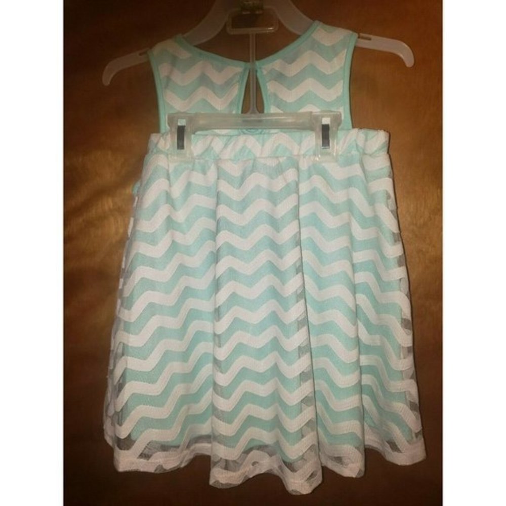Pinky Combo Shirt and Skirt Set Girl's Sea foam Green Zig Zag Size 8 - Picture 5 of 5